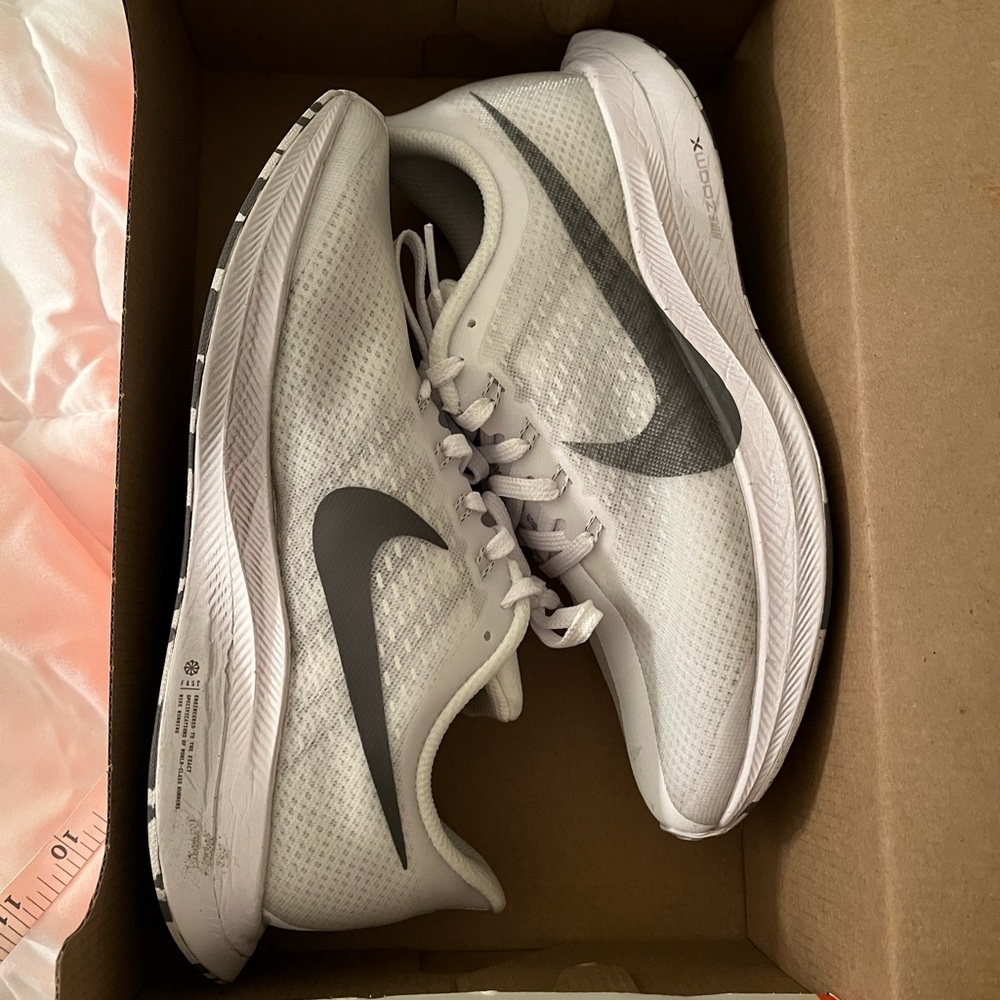 Nike Zoom Pegasus 35 Turbo women’s size 7.5